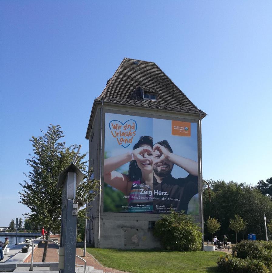 Fewo "Hafenblick" Ueckermünde Kültér fotó