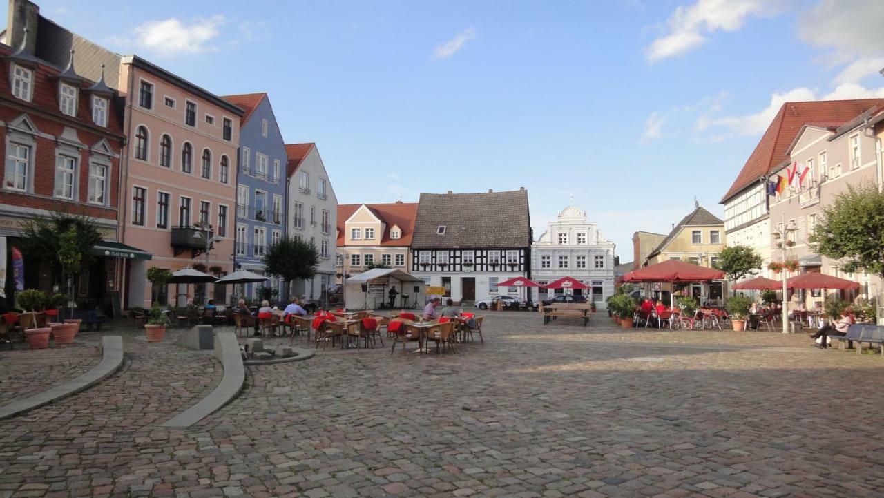 Fewo "Hafenblick" Ueckermünde Kültér fotó